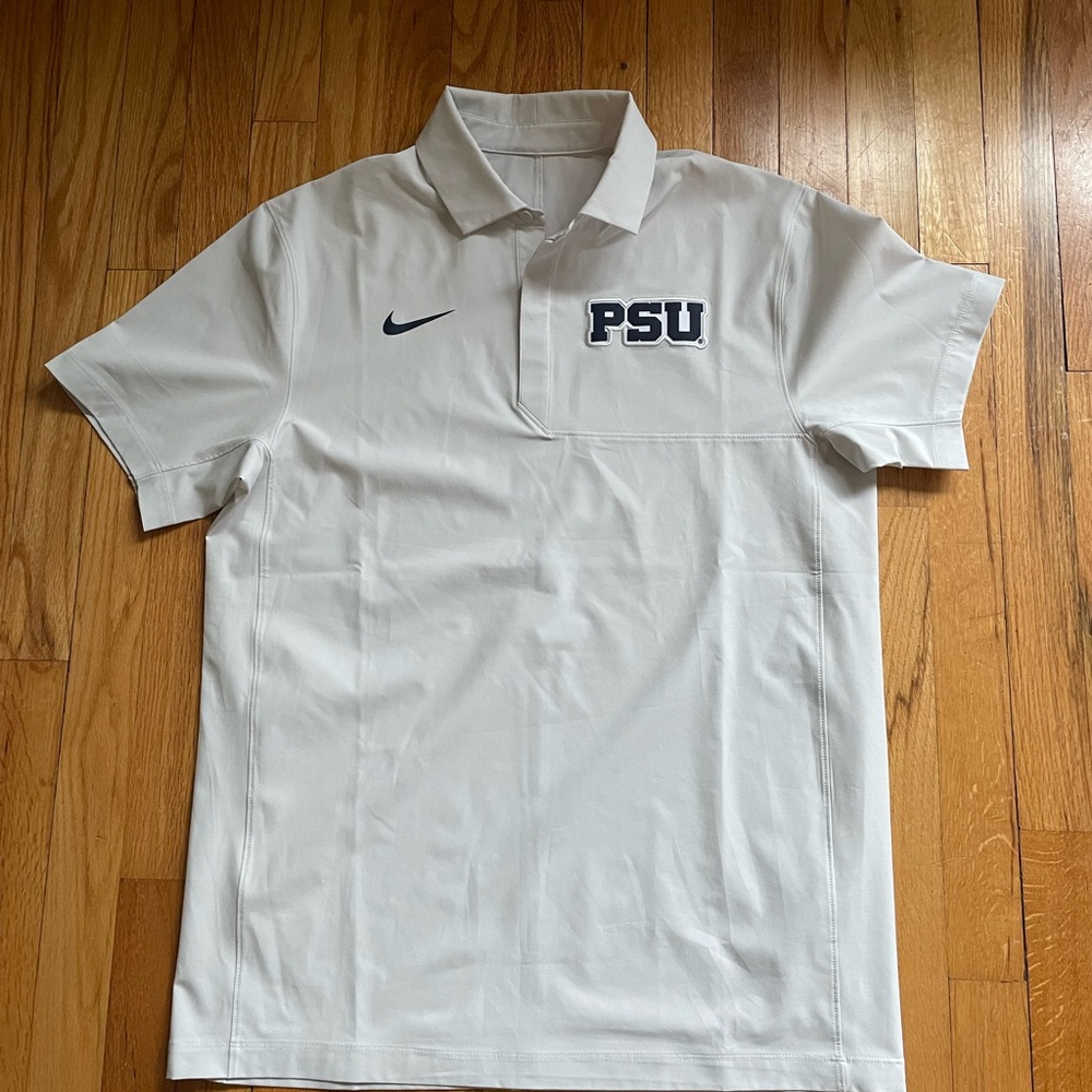 Penn State Branded Nike Light Grey Men's Polo Shirt with PSU Logo